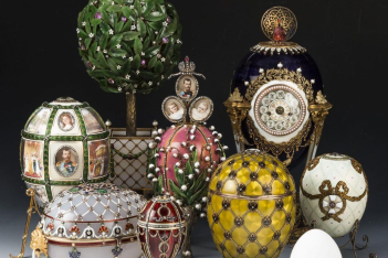 Fabergé: Η μυστηριώδης ιστορία πίσω από τα πολυτελή αυγά της οικογένειας Romanov