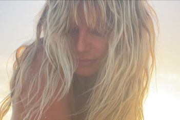 Heidi Klum: Ο σύζυγός της τη φωτογραφίζει γυμνή και αποθεώνει την ομορφιά του γυναικείου σώματος