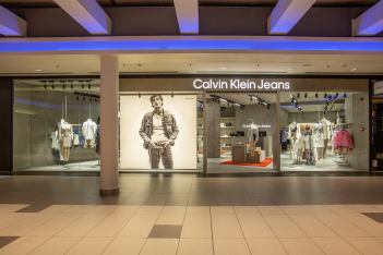 Η SARKK υποδέχεται το νέο CALVIN KLEIN JEANS Store στο Mediterranean Cosmos