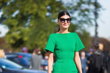 Πράσινα φορέματα: Η νέα εμμονή των fashion girls