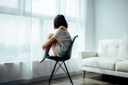 Κοινωνική φοβία: Η φοβική διαταραχή που επανήλθε στη μετά- πανδημική εποχή