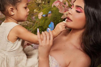 Kylie Jenner: Η 3χρονη κόρη της, Stormi, πρόκειται να λανσάρει το δικό της brand σύντομα