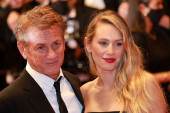 O Sean Penn πρωταγωνιστεί για πρώτη φορά μαζί με την κόρη του- Μαζί στο κόκκινο χαλί των Καννών