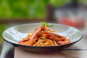 Η καλύτερη συνταγή για τα πιο νόστιμα μακαρόνια με γαρίδες