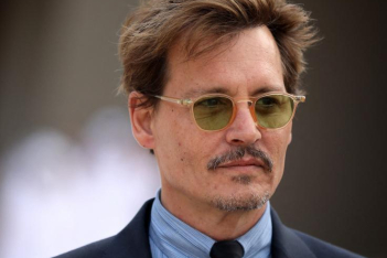 Ο Johnny Depp λέει πως το Hollywood τον μποϊκοτάρει, στην πρώτη του συνέντευξη μετά από καιρό