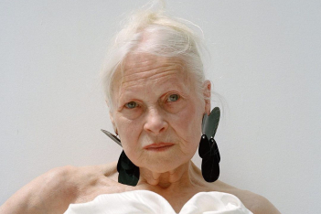 Αυτό είναι το μανιφέστο της Vivienne Westwood για την κλιματική αλλαγή: «Eίμαι ο μόνος άνθρωπος με σχέδιο»