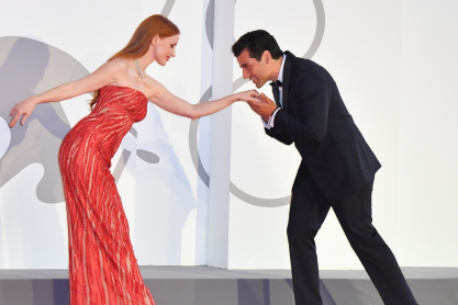 H Jessica Chastain βάζει τα πράγματα στη θέση τους: Τι απαντά για τη viral στιγμή στη Βενετία