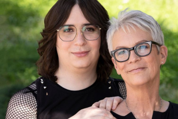 Jamie Lee Curtis hugging her transgender daughter in the most important interview of their lives