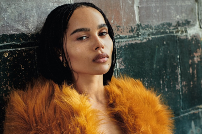 Η Zoë Kravitz ποζάρει topless για το Another Magazine και κανείς δεν μπορεί να αντισταθεί στην cool γοητεία της