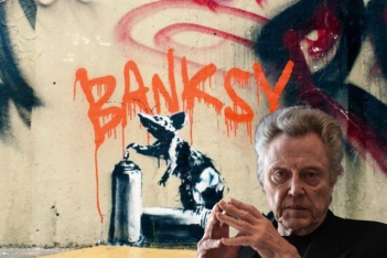 Δεν είναι αστείο, ο Christopher Walken κατέστρεψε αυθεντικό Banksy στη σειρά που πρωταγωνιστεί