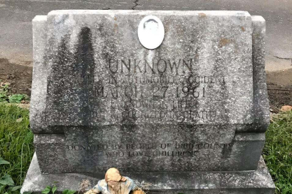 "Unknown boy": Η ιστορία του παιδιού που σκοτώθηκε το 1961 αλλά η σορός του μόλις ταυτοποιήθηκε