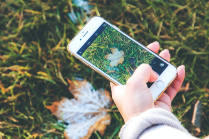 Η κρυφή ρύθμιση της Apple που επιβραδύνει το iPhone και δεν το έχετε καταλάβει
