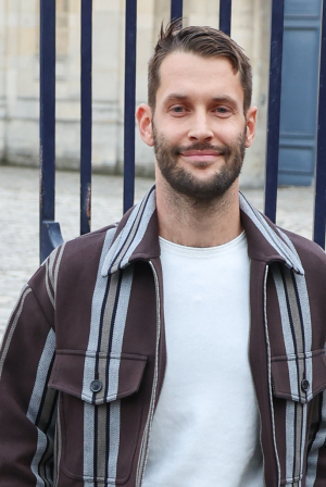 O Simon Porte Jacquemus θα παρουσιάσει τη νέα συλλογή του brand του στο Μουσείο του Πικάσο στο Παρίσι