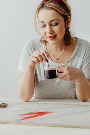 3 λόγοι που ο καφές μπορεί να σου προκαλέσει υπνηλία και τι να κάνεις γι’ αυτό 