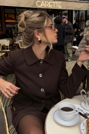 ανάλαφρα μαλλιά μετά το λούσιμο