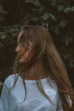 Το Νο1 πράγμα που σαμποτάρει την ευτυχία σου, σύμφωνα με ειδικούς