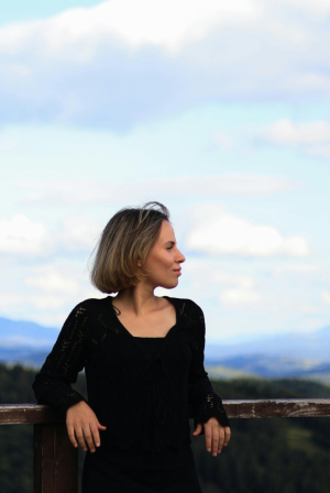 Αν μεγάλωσες μοναχικά, έχεις αυτές τις 10 συνήθειες, που σε κάνουν καλύτερο άνθρωπο