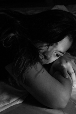 10 ατάκες των ανθρώπων που προσποιούνται ότι είναι ευτυχισμένοι, αλλά έχουν θλίψη μέσα τους