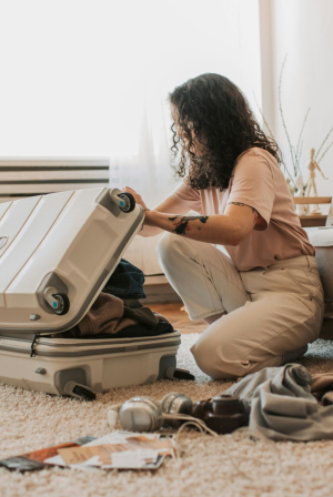 Κανόνας 3 δευτερολέπτων: Πώς να ετοιμάσεις τη βαλίτσα των διακοπών στο “άψε σβήσε” 