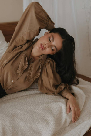 Αυτή η νυχτερινή συνήθεια μπορεί να είναι σημάδι προβλήματος υγείας- Δείτε πότε πρέπει να ανησυχείτε