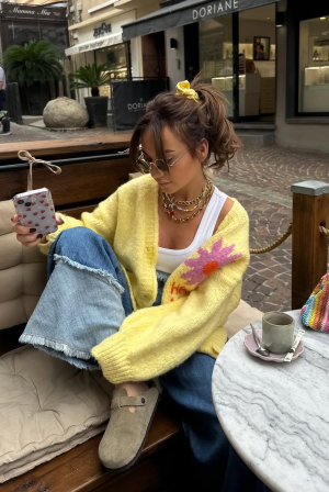 5 + 2 trends που θα βλέπουμε παντού την άνοιξη και θα αναβαθμίσουν το στιλ σου