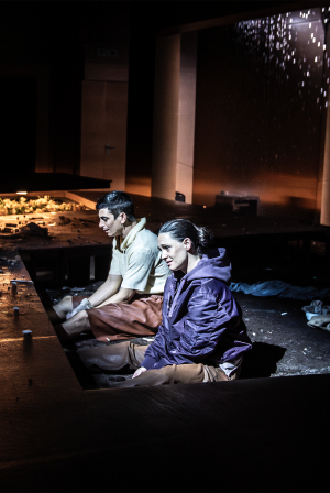 Στο Cleansed, η αγάπη και η βία συνυπάρχουν επί σκηνής - Είδα την παράσταση που έχει γίνει sold out και τον Φεβρουάριο