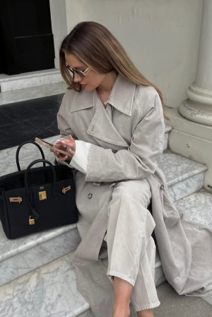 Τα διαχρονικά πανωφόρια στα οποία πρέπει να επενδύσεις την άνοιξη – Ταιριάζουν με όλα, θα τα φοράς στο repeat