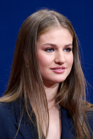 Η πριγκίπισσα Λεονόρ έγινε η πρώτη γυναίκα της ισπανικής βασιλικής οικογένειας που πέταξε αεροπλάνο μόνη της