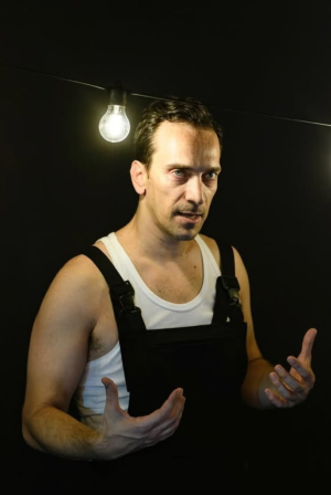 Στρακαστρούκες: Η παράσταση που δεν ήξερες ότι χρειάζεσαι - Οδοστρωτήρας συναισθημάτων και αλήθειας