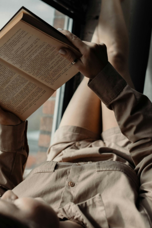 Τα καλύτερα βιβλία για να διαβάσεις το Πάσχα - 10 προτάσεις που δεν θα σε απογοητεύσουν