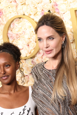 Ζαχάρα Τζολί: «Η μητέρα μου είναι η πιο ανιδιοτελής γυναίκα» – Η δημόσια εξομολόγηση για την Αντζελίνα Τζολί