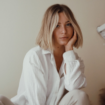 7 σημάδια ότι γίνεσαι πιο ευτυχισμένος καθώς μεγαλώνεις (ακόμα κι αν η ζωή παραμένει δύσκολη)