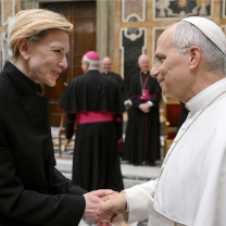 «Από το Χόλιγουντ στο Βατικανό»: Ο Πάπας Λέων ανοίγει διάλογο με την τέχνη και καλωσορίζει αστέρες στο Αποστολικό Παλάτι