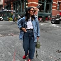  Τα κόκκινα παπούτσια είναι (ξανά) in και είναι το μυστικό για κάθε στιλάτο outfit της άνοιξης – Πώς θα τα φορέσεις