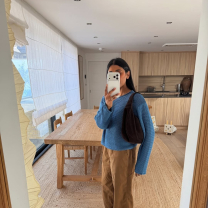 5 χρωματικοί συνδυασμοί που θα απογειώσουν κάθε ανοιξιάτικο σύνολο – Από τα ρομαντικά παστέλ στους τολμηρούς τόνους