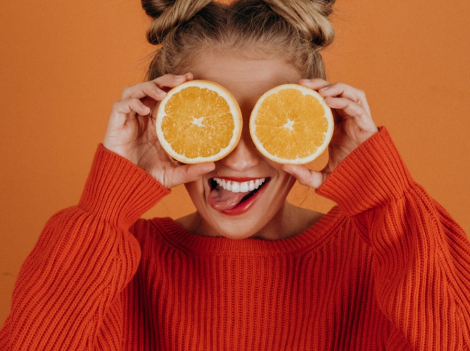 7 τροφές που περιέχουν περισσότερη βιταμίνη C από ένα πορτοκάλι