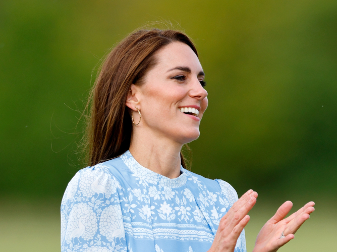 Η Κέιτ Μίντλετον αποκάλυψε τον απαράβατο κανόνα που πρέπει να ακολουθούν τα μέλη της βασιλικής οικογένειας: «Λυπάμαι πολύ»