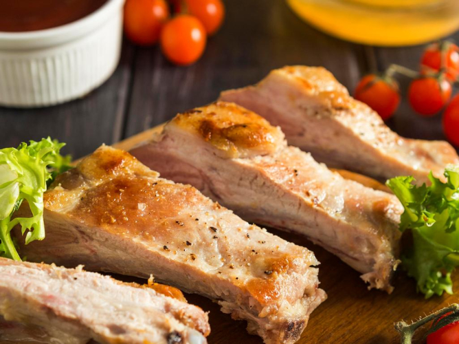 Ξεχάστε τον φούρνο! Τέλεια χοιρινή πανσέτα με τραγανή πέτσα στο air fryer