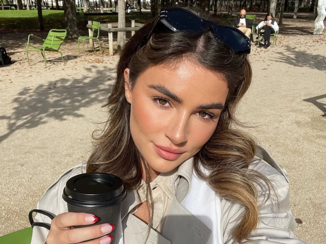 γαλλικό με κόκκινο