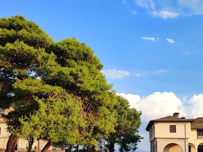 Τα τοπόσημα των Ιωαννίνων που θα σου "κλέψουν" την καρδιά 