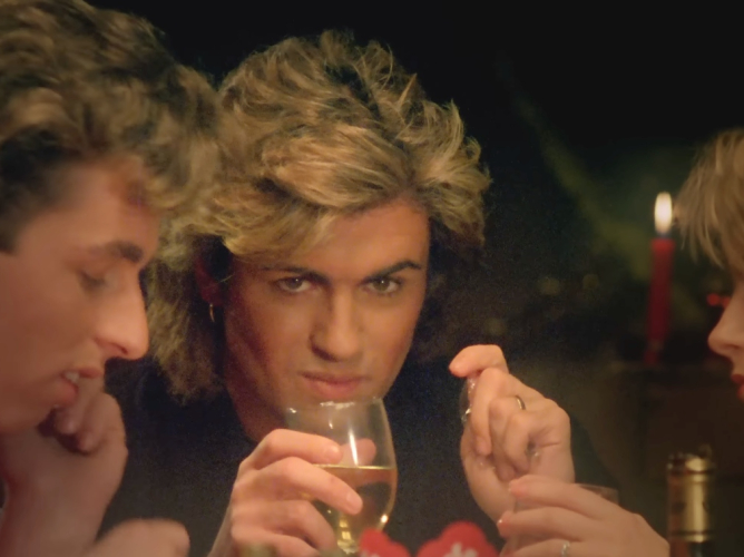 «Last Christmas»: Η ιστορία πίσω από το διαχρονικό χριστουγεννιάτικο τραγούδι των Wham