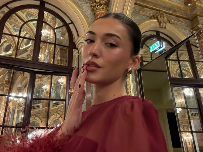 Phantom French Manicure