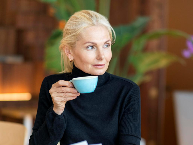 Οι πιο αποτελεσματικοί τρόποι για να μειώσεις την απώλεια μυϊκής μάζας καθώς μεγαλώνεις