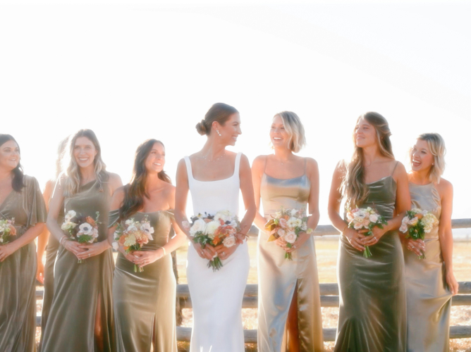 Wedding Style: Τα φλατ παπούτσια που μπορείς να φορέσεις σε έναν γάμο και θα απογειώσουν το look σου