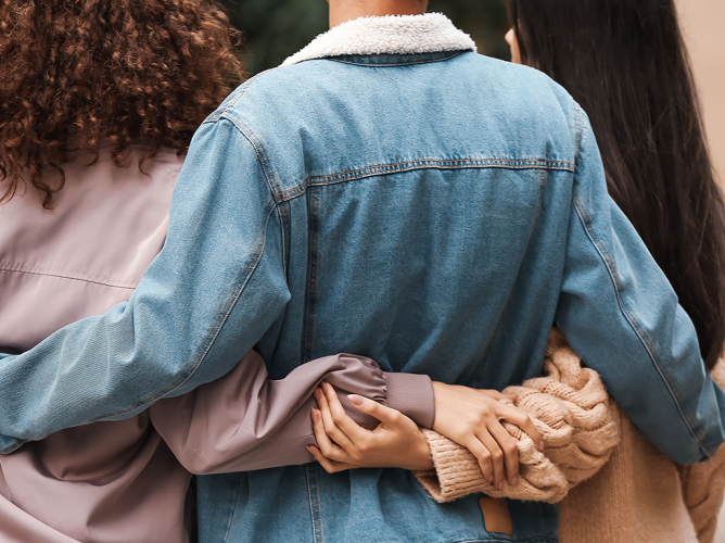 Ανοίγοντας τη σχέση: Πώς επηρεάζονται η αγάπη, η ζωή και το σεξ, σύμφωνα με νέα έρευνα