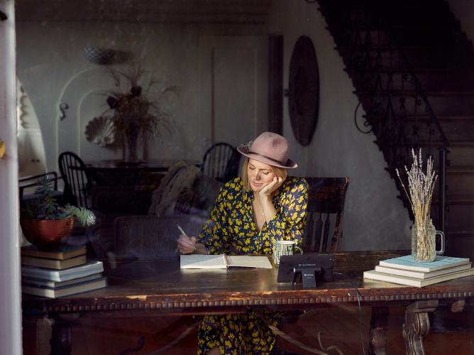 Journaling: Η απλή συνήθεια που μπορεί να μεταμορφώσει τη ζωή σου