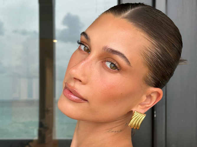 Hailey Bieber