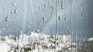 Καιρός σήμερα: 25η Μαρτίου με νεφώσεις και τοπικές βροχές