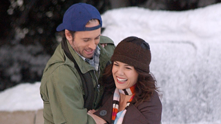 Τα πιο τοξικά τηλεοπτικά ζευγάρια των 2000s — που παρ’ όλα αυτά τα λατρέψαμε