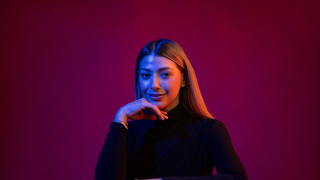 Η Ελίνα Καλιτζάκη στο JennyGr: "Για μένα η κόκκινη γραμμή είναι να κανονικοποιούμε την τοξικότητα στα social media"